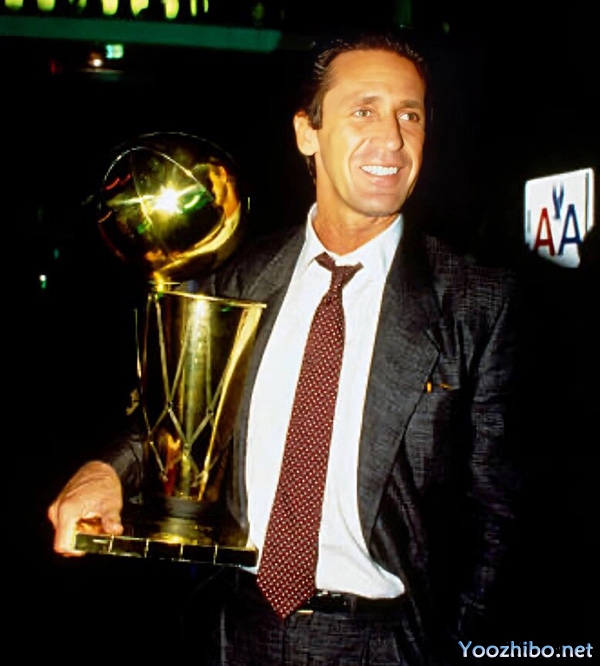 帕特-莱利：1989-90赛季的NBA最佳教练与<a href=/lanqiu24/lakers/ target=_blank class=infotextkey>湖人</a>王朝的缔造者
